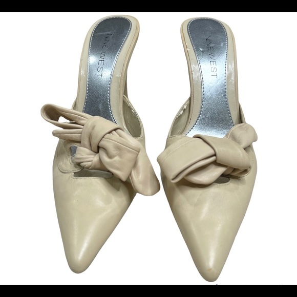 Nine West Cream Leather Mule-Knotted Bow - Picture 2 of 8